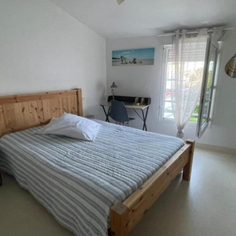Charming quiet apartment with views over rooftops - Apartment - 8