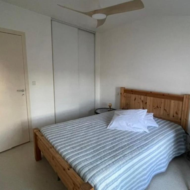 Charming quiet apartment with views over rooftops - Apartment - 7