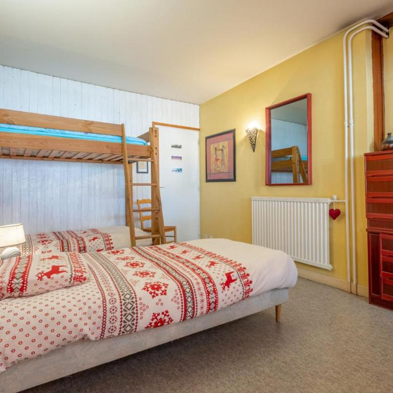 In the center of Chamonix with views of Mont Blanc - Apartment - 14