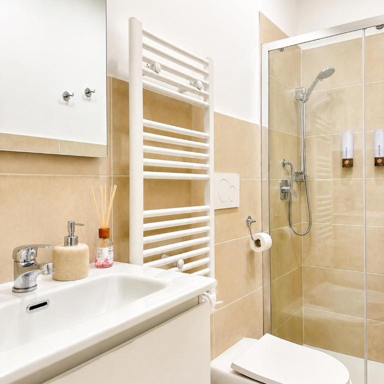 CMcasevacanze - Appartamento con 1 Camera da Letto - 11