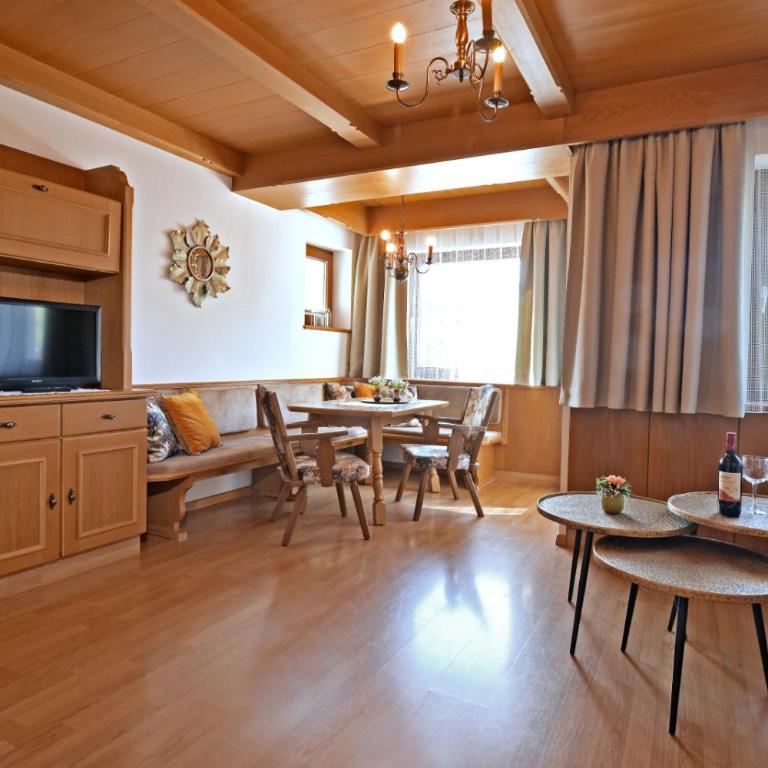 Gästehaus Appartement Höllwarth - Deluxe Apartment - 2