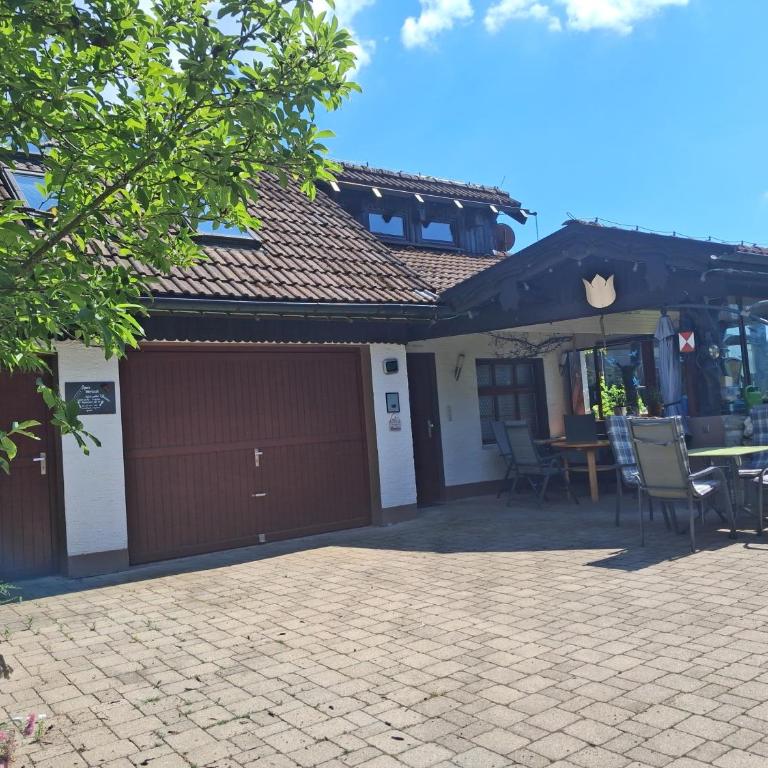 Haus Biggi - Ferienwohnung Pfänder - Deluxe-Apartment mit 2 Schlafzimmern und Gartenblick - 25
