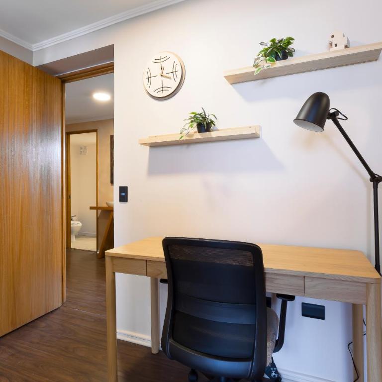 Cómodo depto familiar con aire acondicionado, frente al Parque Arauco - Apartamento - 18