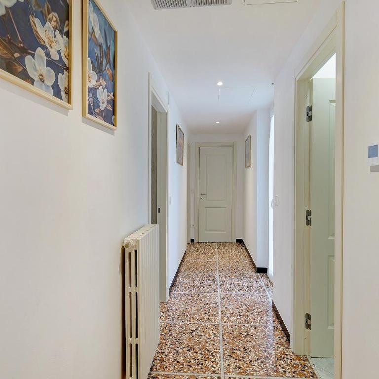 Casa Antonio - Appartamento Deluxe con 2 Camere da Letto e Balcone - 15
