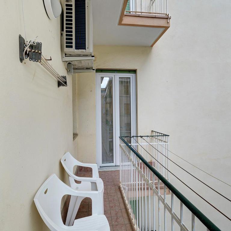 Casa Antonio - Appartamento Deluxe con 2 Camere da Letto e Balcone - 18