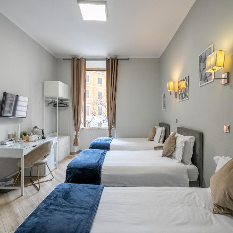 Giusi Rooms - Aetheria Esquilinus Guesthouse - Camera Tripla Comfort con Doccia - 15