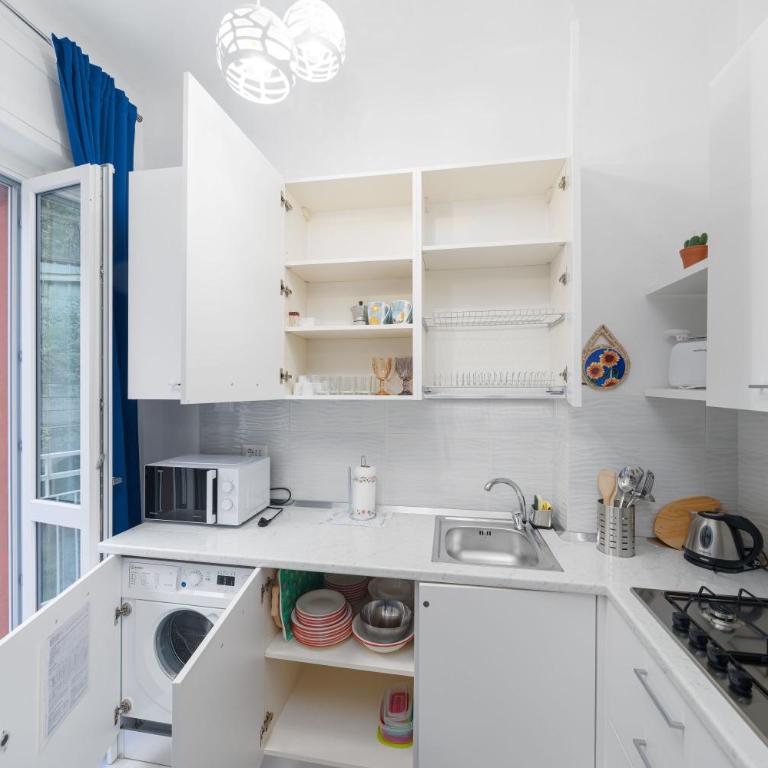 Charlie 89 Modern Apt with AC in the center - Appartamento - 8