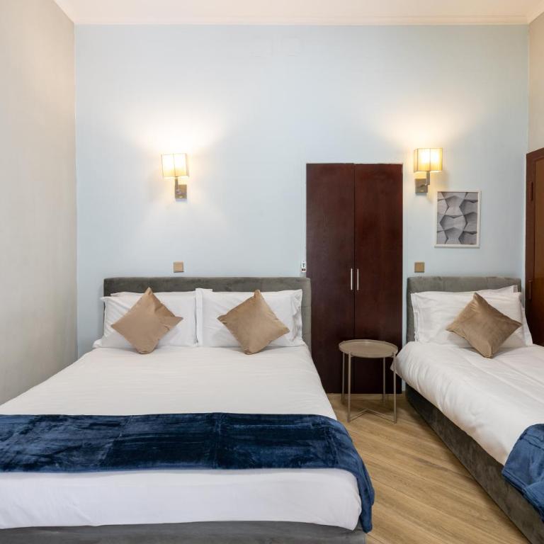 Giusi Rooms - Aetheria Esquilinus Guesthouse - Camera Tripla Comfort con Doccia - 29