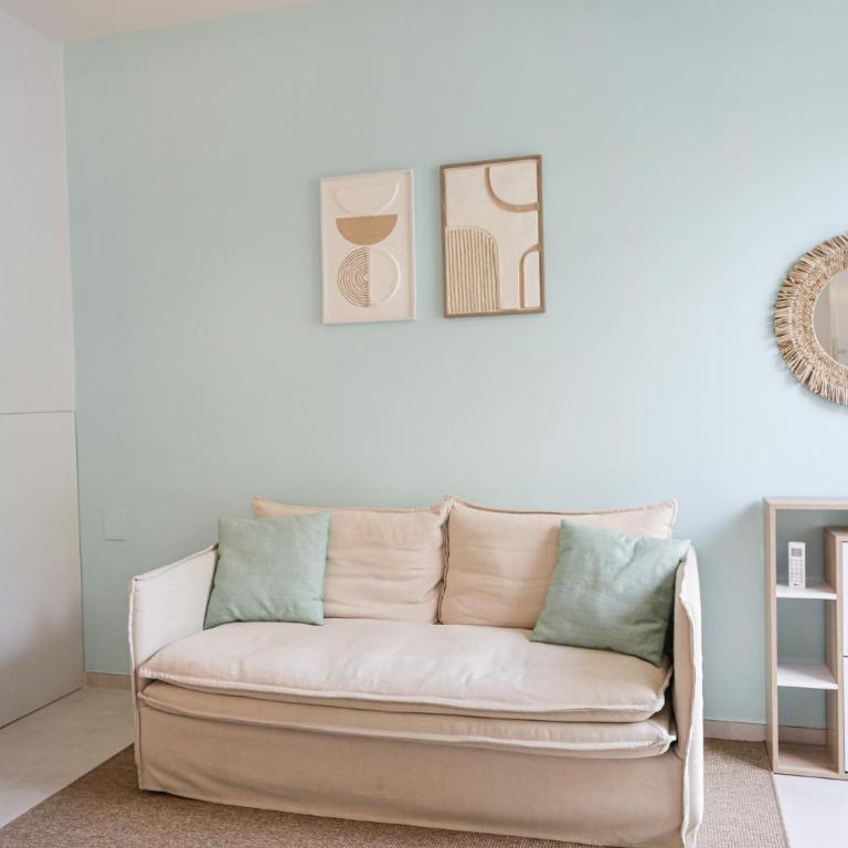 Nuovo appartamento moderno con parcheggio, a 200m dal mare, aria condizionata - Deluxe Two-Bedroom Apartment with Garden View - 4