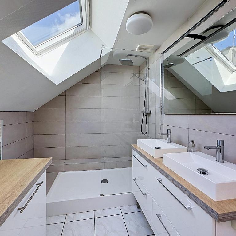 Le duplex de Talleyrand Hyper Centre - Two-Bedroom Apartment - 5