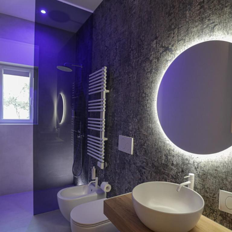 Nuovo appartamento moderno con parcheggio, a 200m dal mare, aria condizionata - Deluxe Two-Bedroom Apartment with Garden View - 24