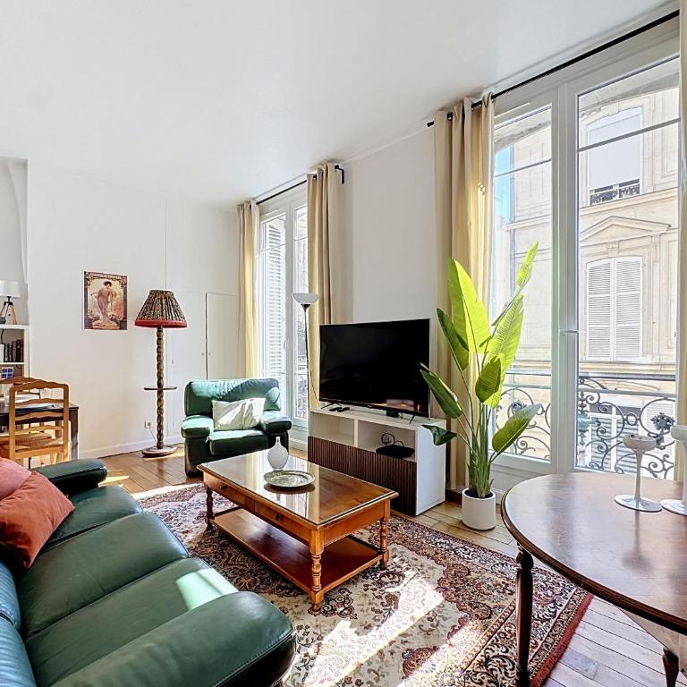 Le Cours Langlet A - Two-Bedroom Apartment - 1