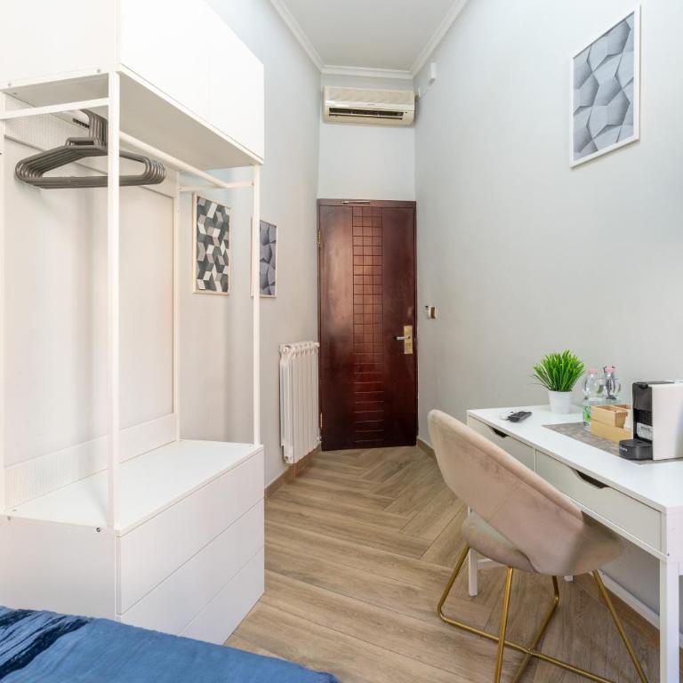 Giusi Rooms - Aetheria Esquilinus Guesthouse - Camera Singola con Bagno Privato Esterno - 7
