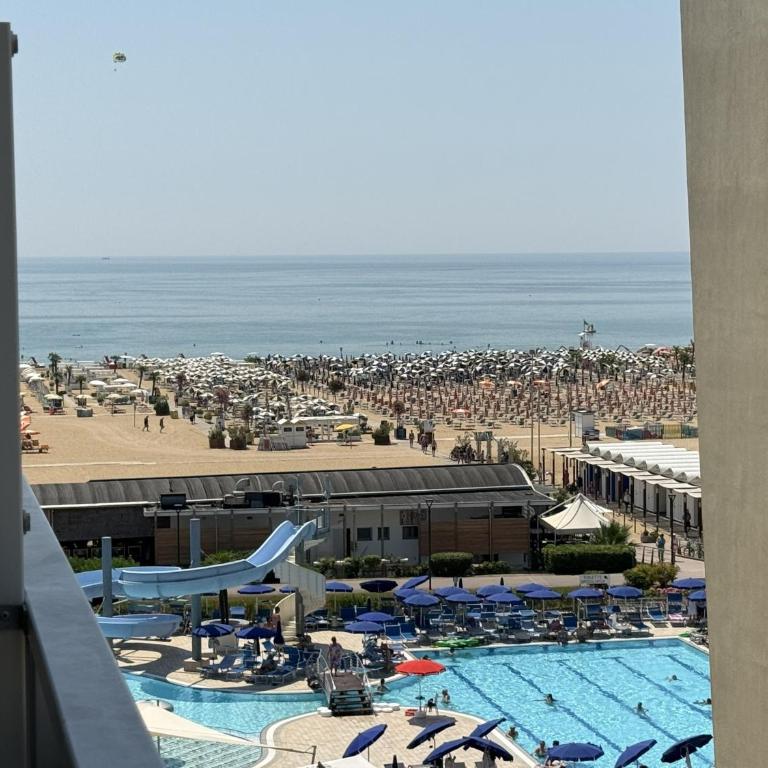 Condominio Aurora A - Appartamento con 2 Camere da Letto e Terrazza - 10