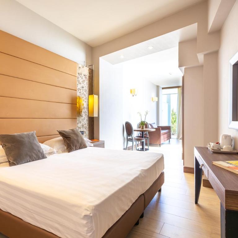 Waldorf Suite Hotel - Suite con Vista Mare - 1