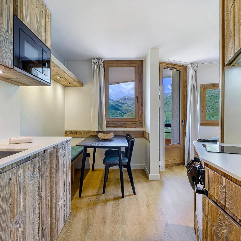 Appartement Le Panorama Des Pistes - Superior Apartment mit 1 Schlafzimmer und Balkon - 14
