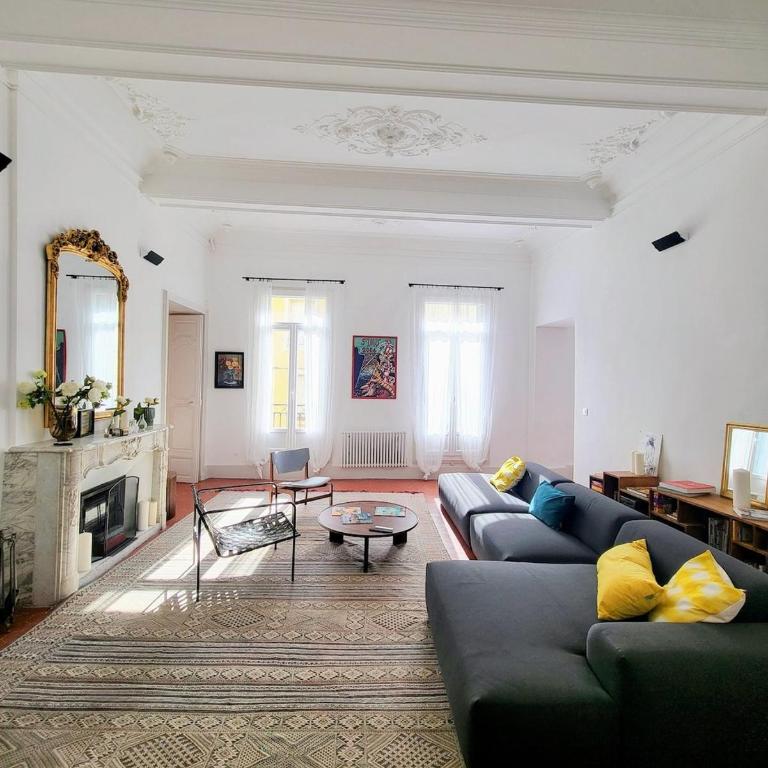 Le Palais 10, Superbe appartement d'Exception Authentique Centre Historique - Appartement - 1