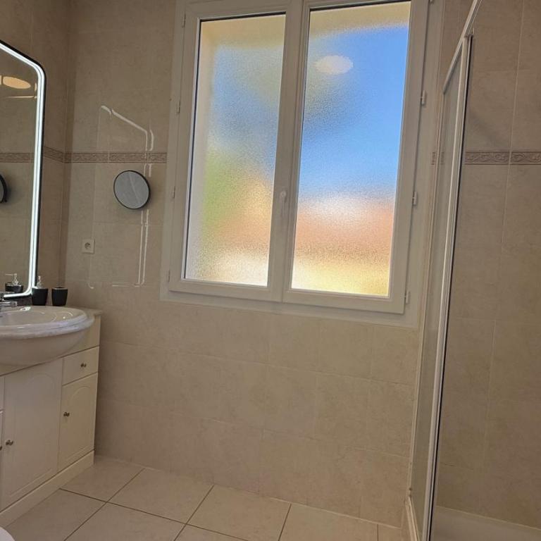 Kimi Résidence - Appartement avec Balcon - 11
