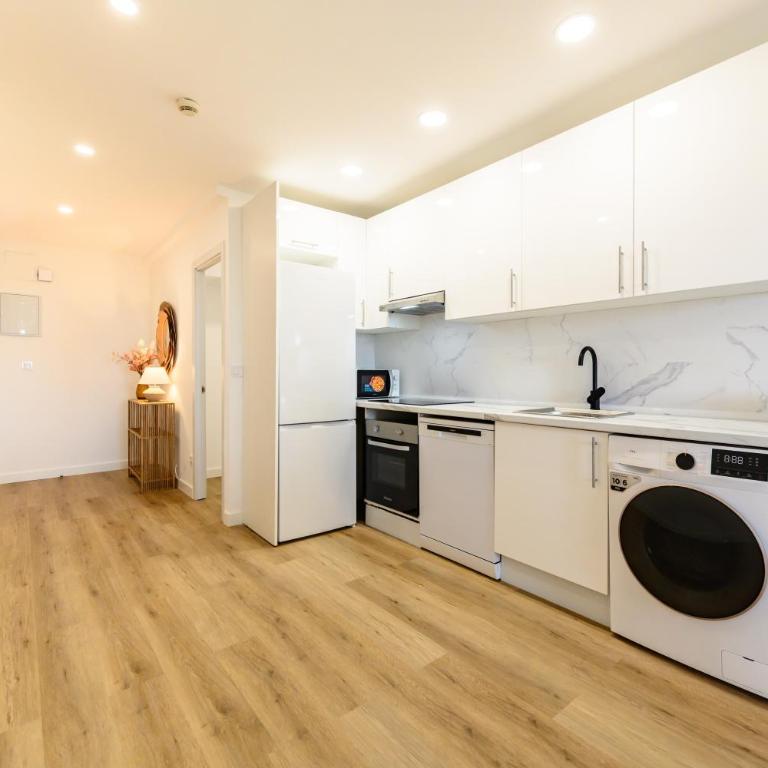 ABR1710C - Amplio Piso de 2 dormitorios y 2 baños - Alquiler temporal - Apartamento de 2 dormitorios - 3