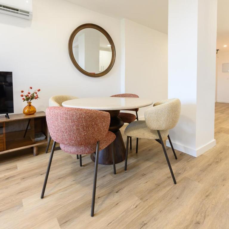 ABR1710C - Amplio Piso de 2 dormitorios y 2 baños - Alquiler temporal - Apartamento de 2 dormitorios - 27