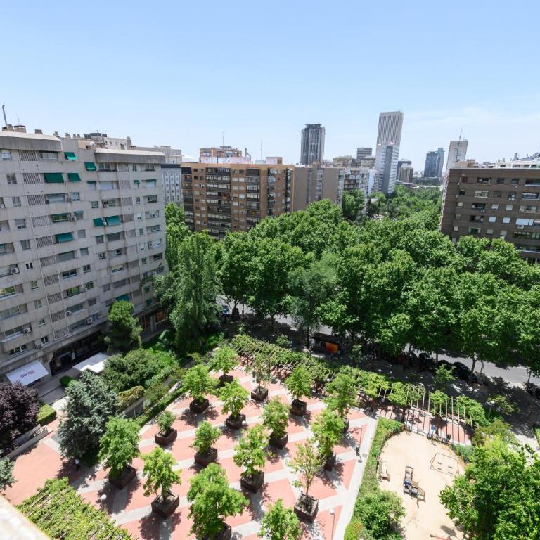 ABR1710C - Amplio Piso de 2 dormitorios y 2 baños - Alquiler temporal - Apartamento de 2 dormitorios - 50