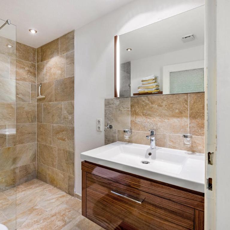 Ferienwohnung Sophie - Superior Apartment mit 1 Schlafzimmer und Balkon - 34