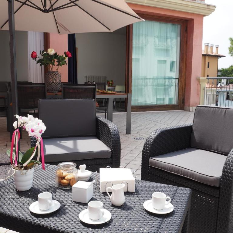 Family Apartments Residence Trieste - Appartamento Deluxe con 2 Camere da Letto e Balcone - 1