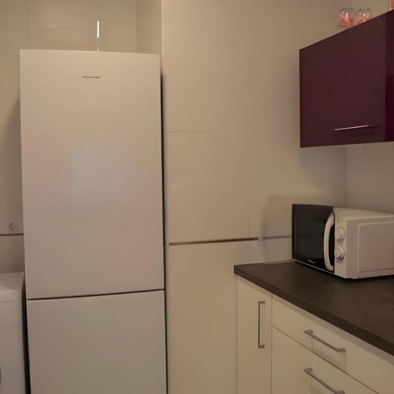 Apartamento Lavanda - Apartamento Deluxe de 2 dormitorios con vistas al jardín - 9