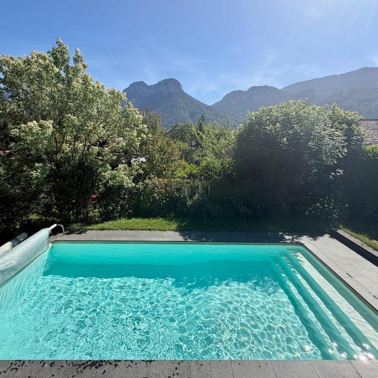Villa with pool, 5 minutes from the lake - Villa - 21