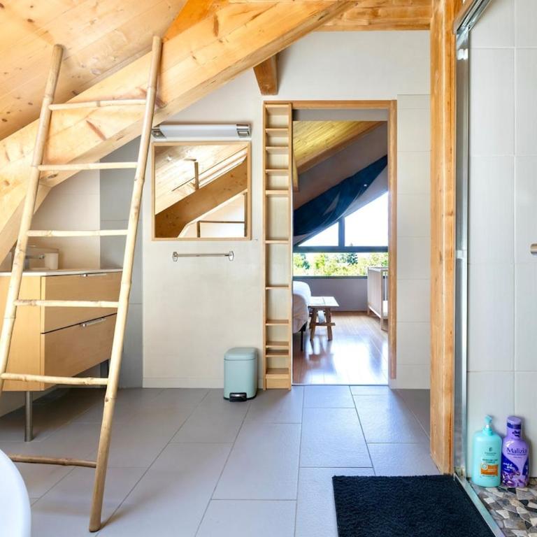 Villa with pool, 5 minutes from the lake - Villa - 28