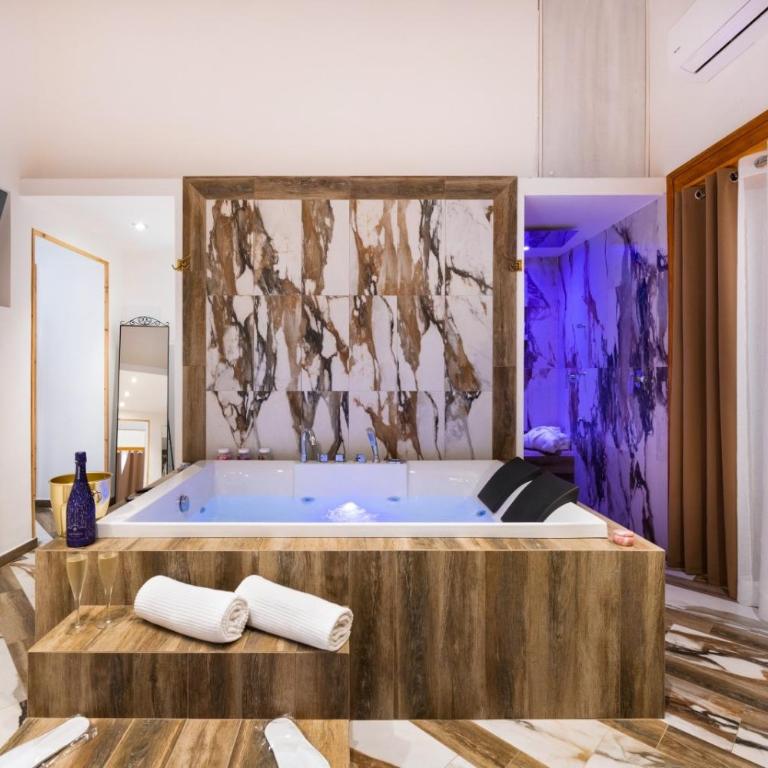 Suite Antonino with Jacuzzi - Camera Queen Standard - 7