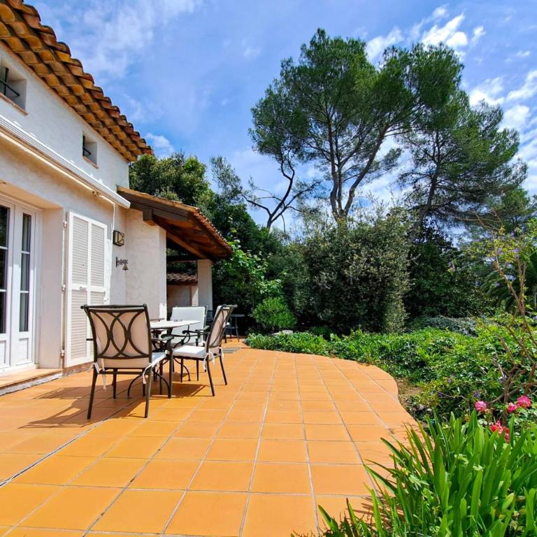 Maison Golf Piscine privée Jardin CLIM Terrasse Sécurisé - BENAKEY - Maison 3 Chambres - 3
