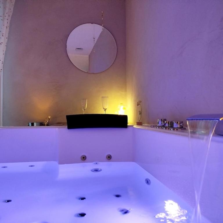 L'envolée maison privative avec balnéo 2 places et sauna - Villa 1 Chambre - 1