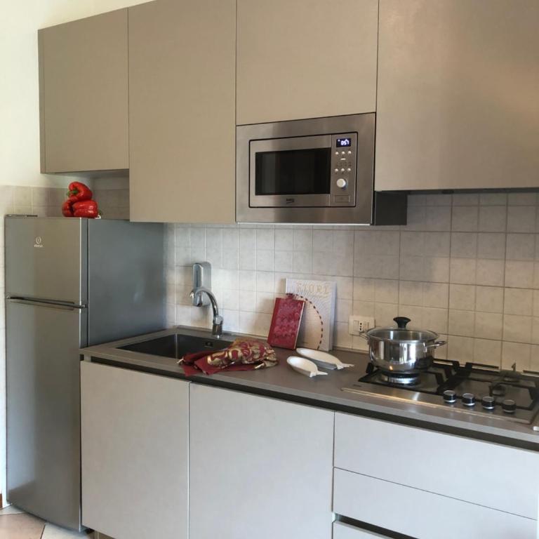 Family Apartments Residence Trieste - Appartamento con 2 Camere da Letto e Terrazza - 7
