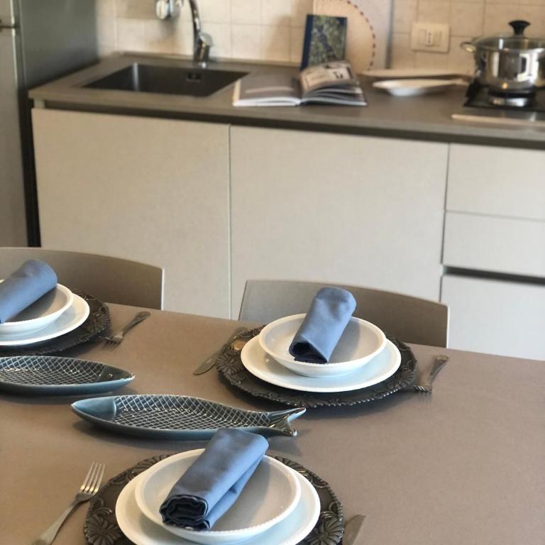 Family Apartments Residence Trieste - Appartamento con 2 Camere da Letto e Terrazza - 9