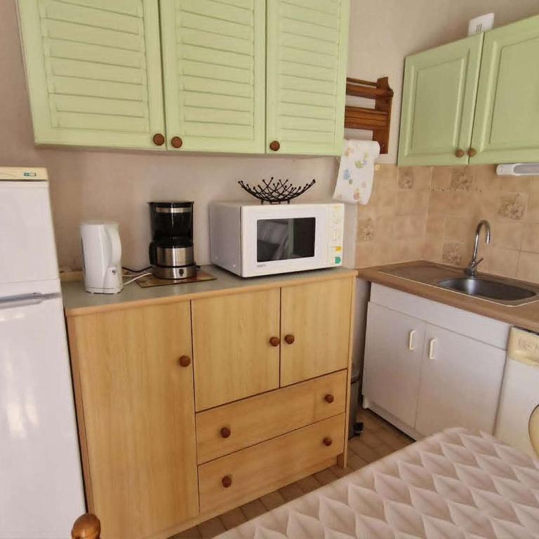 Studio cab. climatisé avec terrasse, pk privé et piscine - Grau d'Agde - Studio - 9