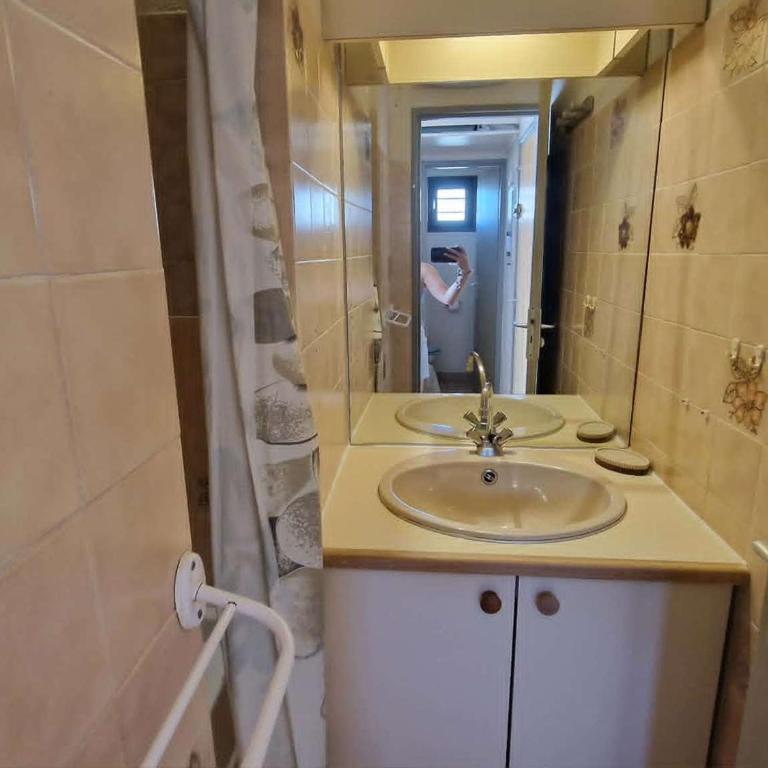 Studio cab. climatisé avec terrasse, pk privé et piscine - Grau d'Agde - Studio - 12