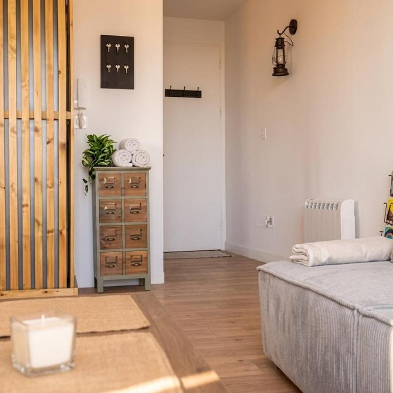 Au Cœur de Hyères Centre-Ville Piéton - Two-Bedroom Apartment - 23