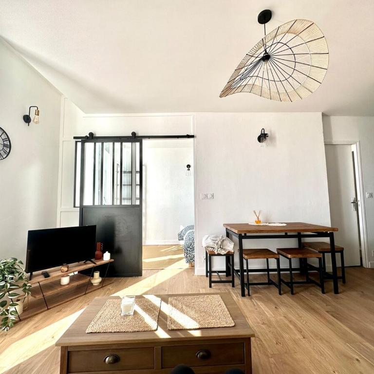 Au Cœur de Hyères Centre-Ville Piéton - Two-Bedroom Apartment - 26