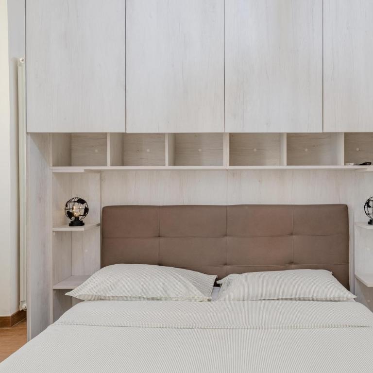 Event Pit Stop - One-Bedroom Apartment - 14