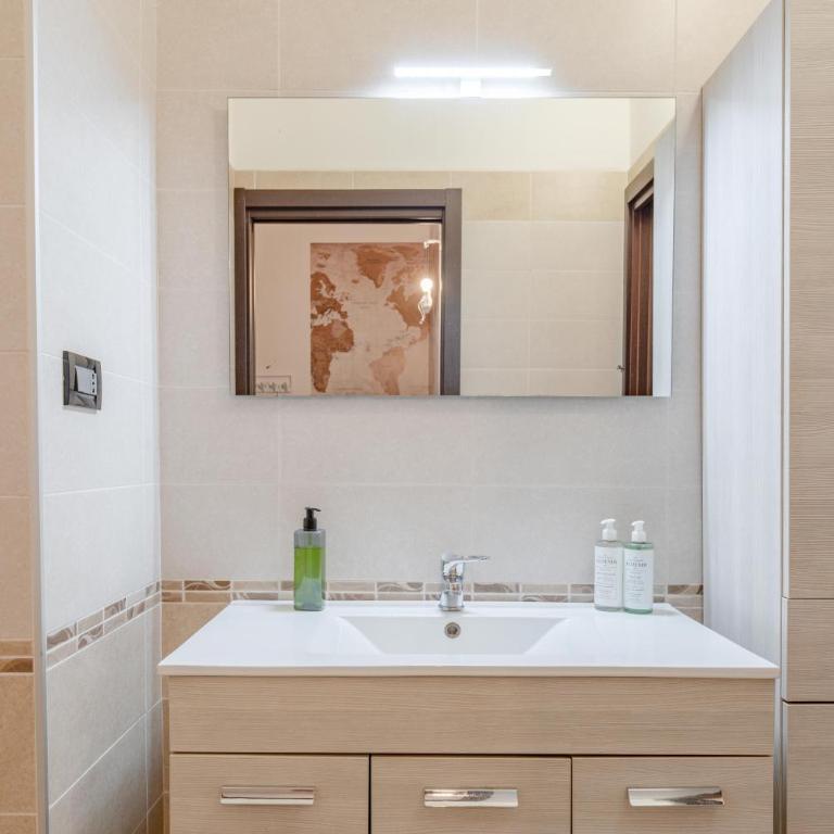 Event Pit Stop - One-Bedroom Apartment - 15