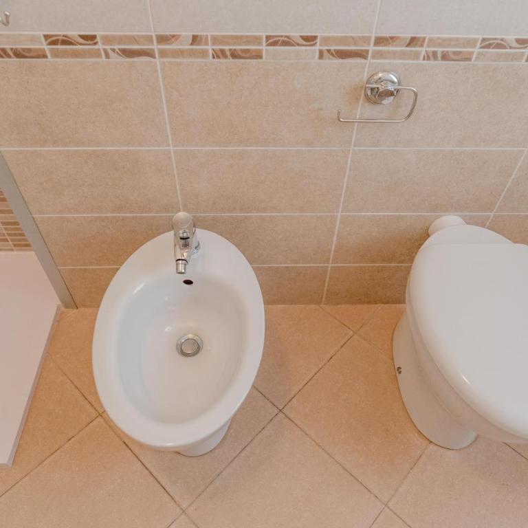Event Pit Stop - One-Bedroom Apartment - 24