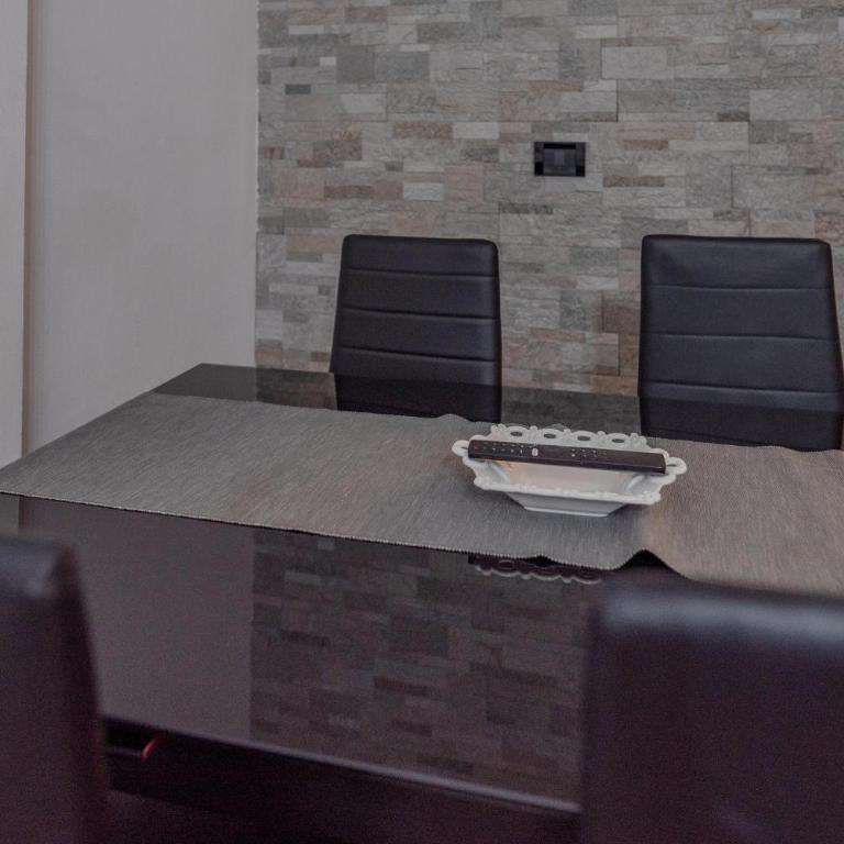 Event Pit Stop - One-Bedroom Apartment - 36