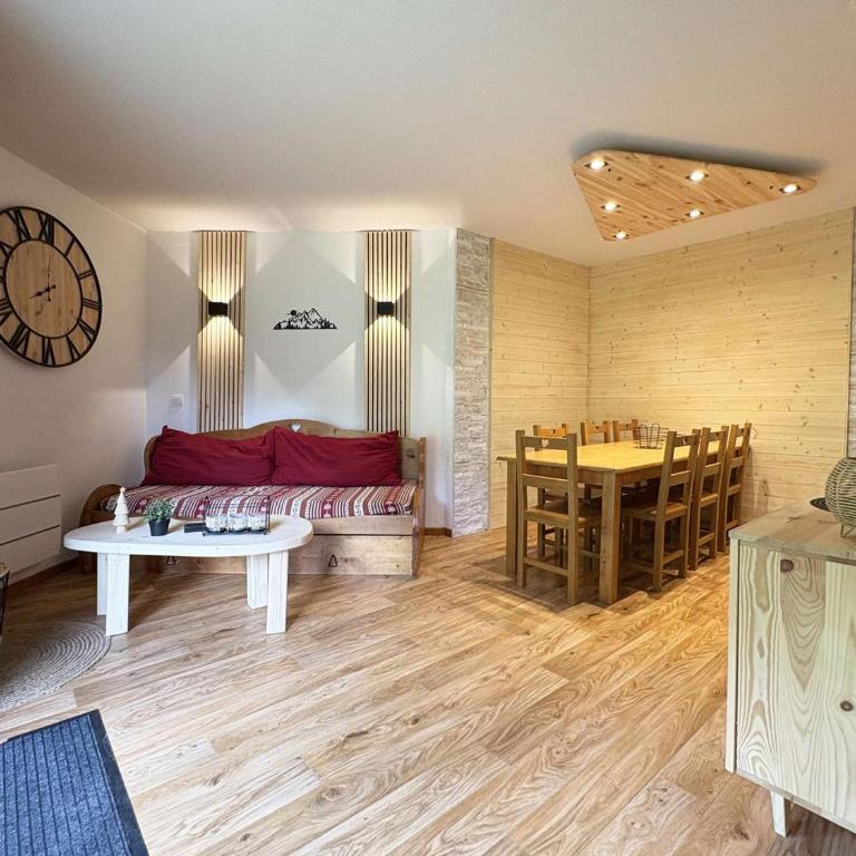 Les Orres 1800 - Grand appart 3 pièces, 8 pers, piscine chauffée, sauna - FR-1-322-605 - Apartamento - 1