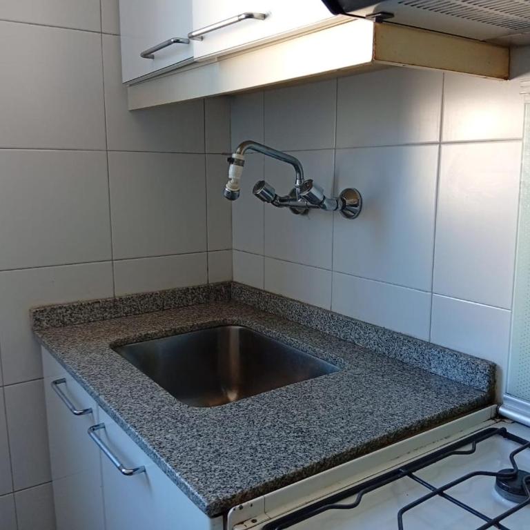 Recoleta A pasos de Santa Fe y Callao Pileta Wi Fi Seguridad - One-Bedroom Apartment - 11