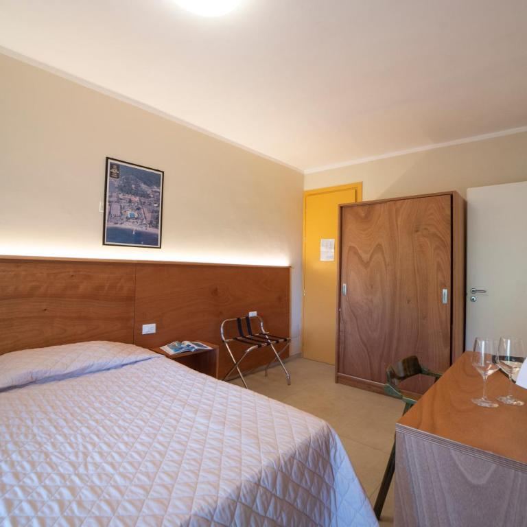 Hotel Fabricia - Camera Tripla - 2