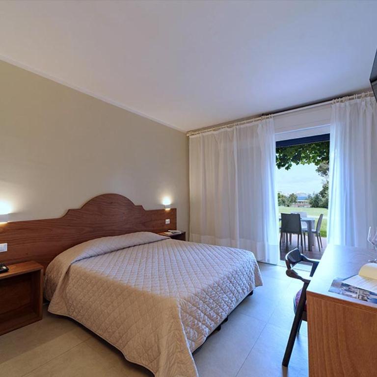 Hotel Fabricia - Camera Familiare - 9