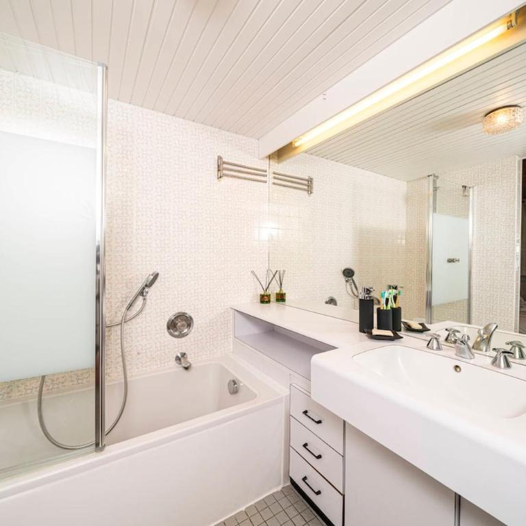 Grande propriété pieds dans l'eau avec piscine - Maison 4 Chambres - 12