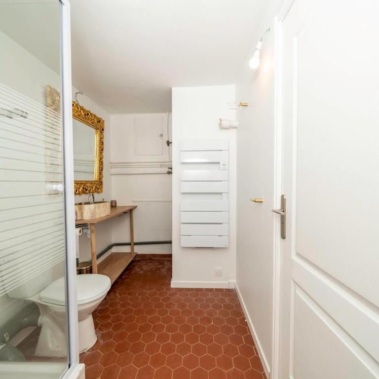 Grande propriété pieds dans l'eau avec piscine - Maison 4 Chambres - 19