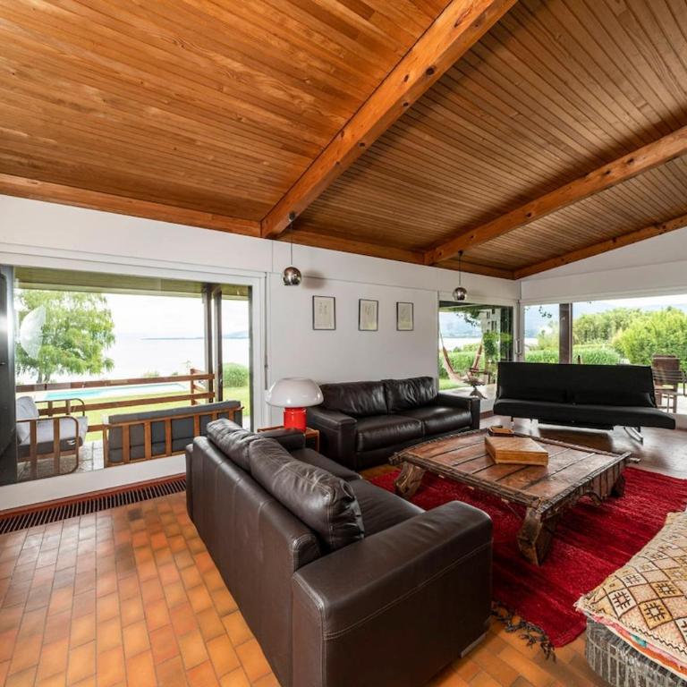 Grande propriété pieds dans l'eau avec piscine - Maison 4 Chambres - 31